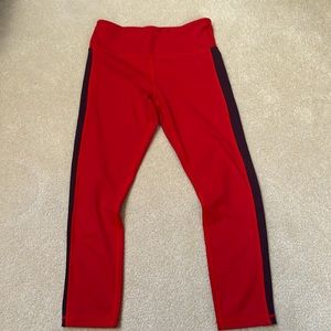 Zyia Active red and purple capri leggings size 8-10